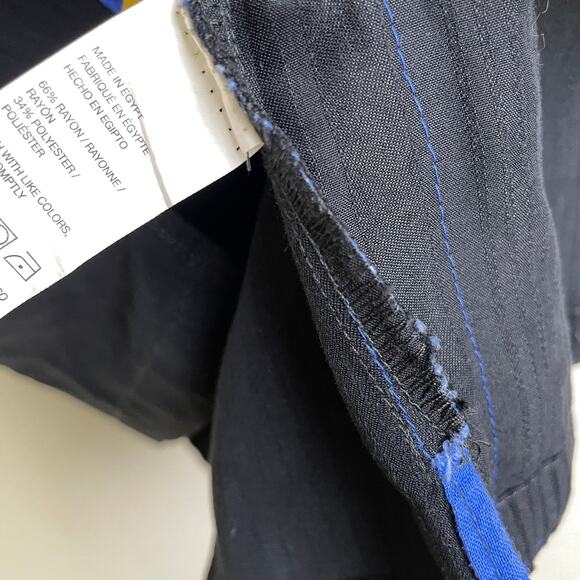 Van Heusen Shirt Mens 2XLT Black Pin-Up Girls Halloween Holiday Devil Novelty * - Picture 11 of 11